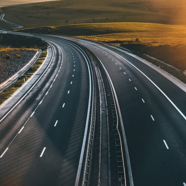 Warszawa – Katowice: odległość, czas podróży i najlepsze trasy