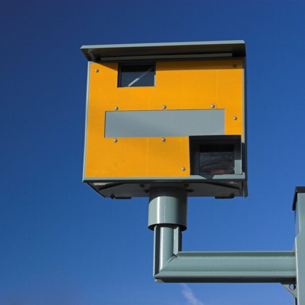 Zdjęcia z fotoradarów: co zrobić, jeśli je otrzymasz?